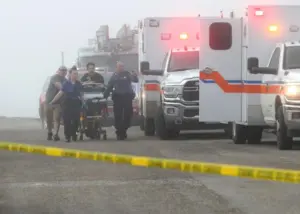 Padre mexicano llega a Houston tras accidente aéreo en misión médica, mientras autoridades continúan las investigaciones oficiales