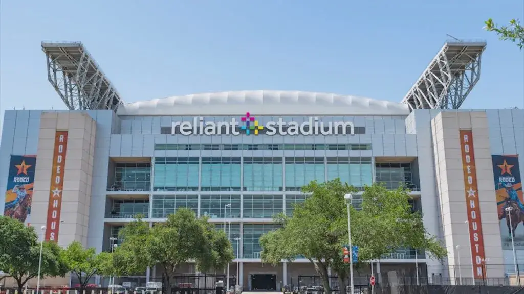 Reliant Stadium en Houston con cambio de nombre desde NRG Stadium y nueva identidad en 2026