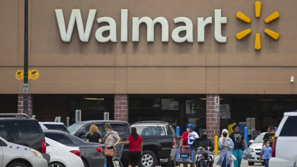Walmart invierte en remodelación de tiendas en Texas con mejoras tecnológicas y servicios al cliente