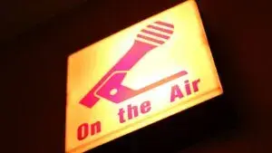 KSTA 1000 AM tras finalizar transmisiones después de más de 75 años de radio comunitaria en Texas