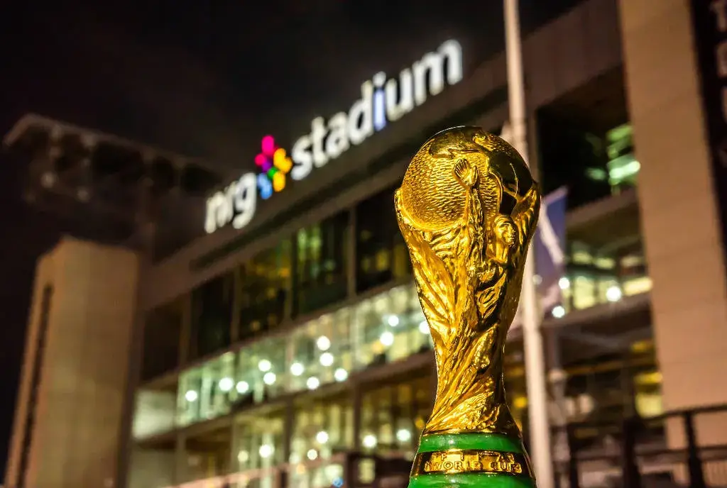 Aficionados de distintas nacionalidades disfrutan partidos y actividades en el FIFA Fan Festival de Houston durante el Mundial 2026