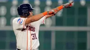 LaMonte Wade Jr. celebra una destacada actuación ofensiva con Houston Astros