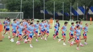 Selección de Japón entrena antes de debutar en la Copa Mundial FIFA 2026