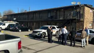 Autoridades investigan un homicidio en Houston tras la detención de un sospechoso relacionado con la muerte de un adolescente.