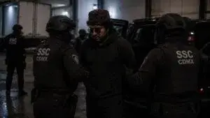 Caso de hombre apodado talibán detenido por presunto narcomenudeo y portación de armas
