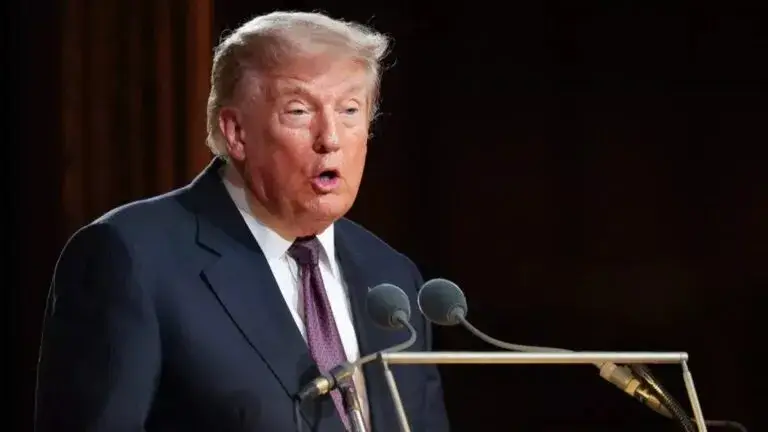 Donald Trump durante declaraciones sobre el futuro del tratado comercial con México y Canadá