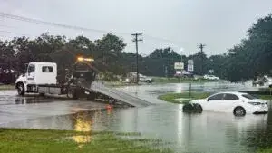 Inundaciones en Texas por lluvias intensas y riesgo extremo