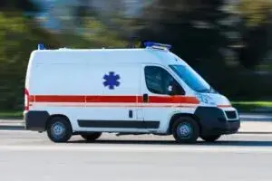 Ambulancia robada en Houston fue recuperada después de una persecución y el arresto de un sospechoso.