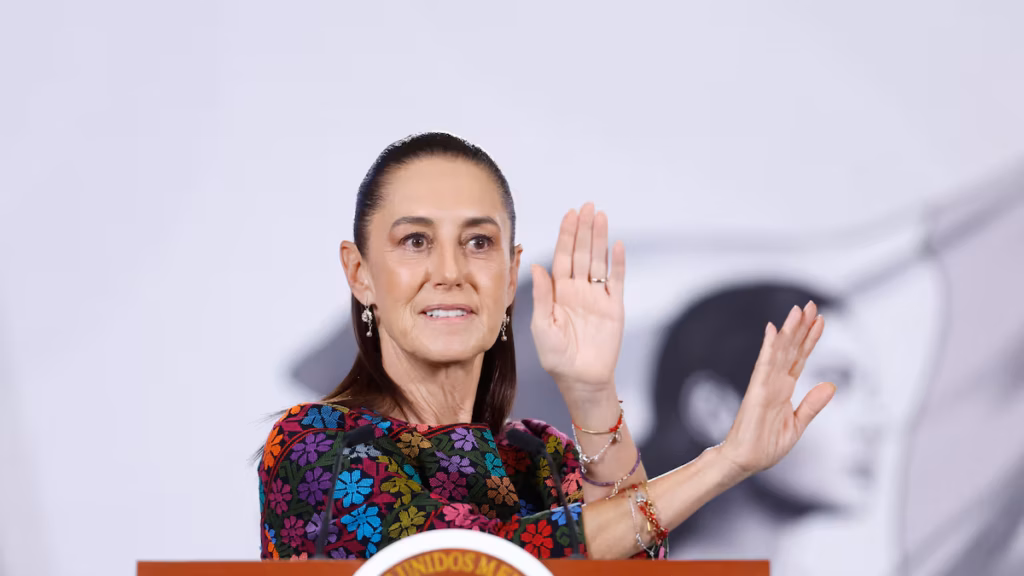 Gobierno mexicano anuncia acciones legales tras la muerte de un ciudadano mexicano durante un operativo migratorio.