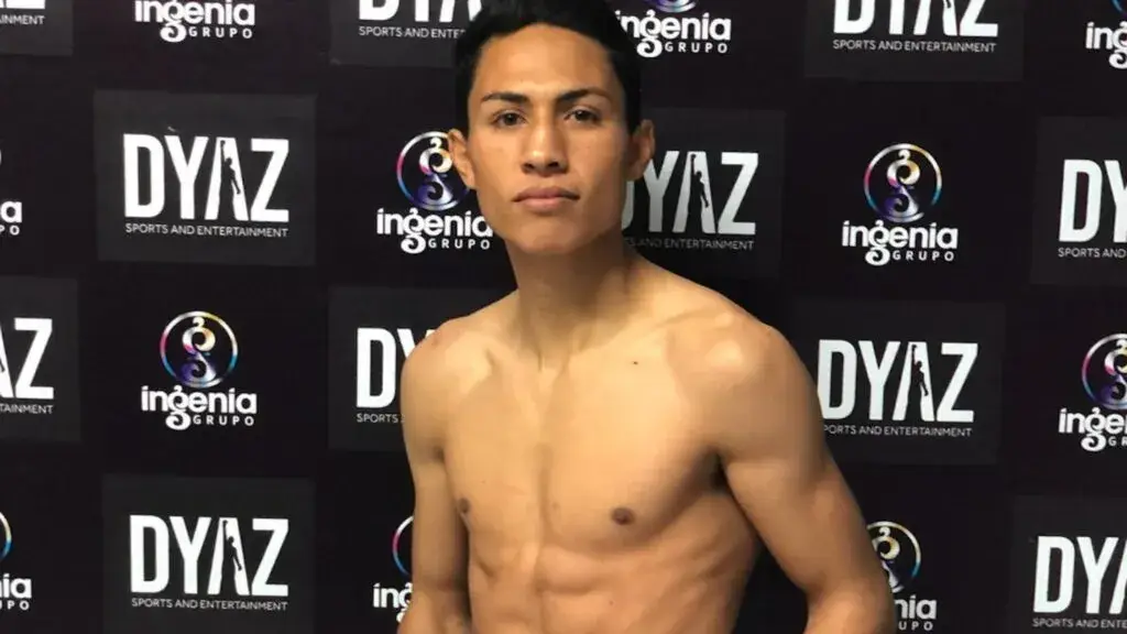 Arturo ‘Lobito’ Torres muere a los 26 años después de permanecer hospitalizado tras su última pelea de boxeo