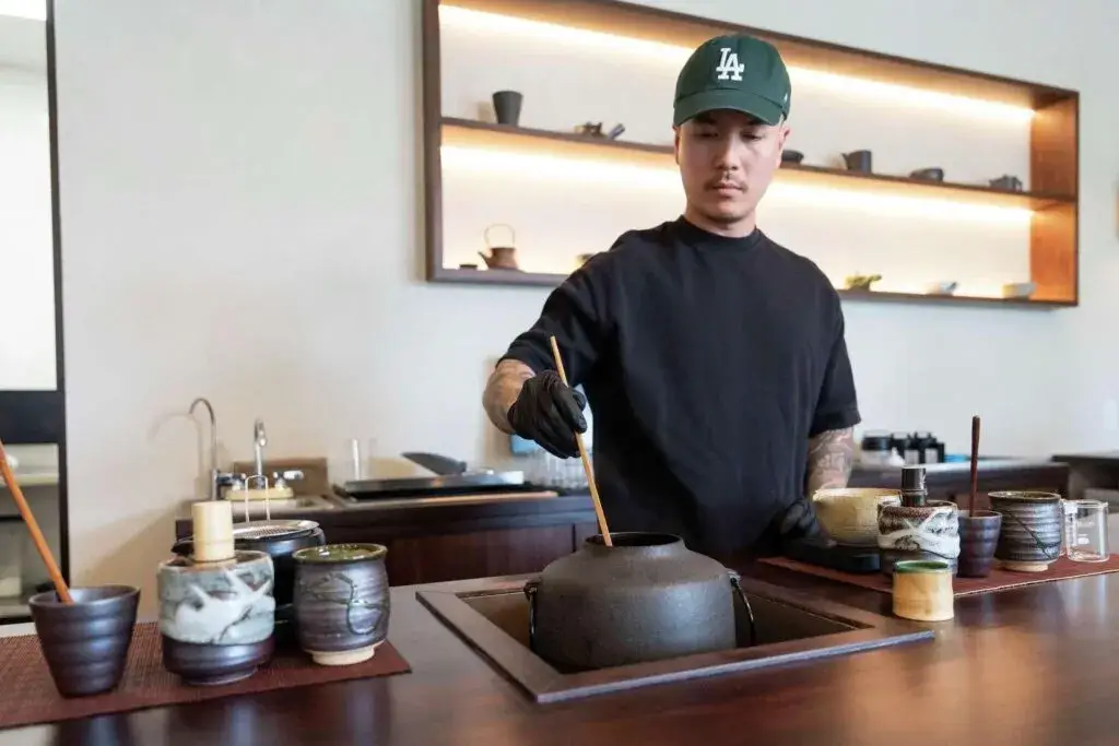¿Qué es el matcha? La bebida verde que conquista Houston