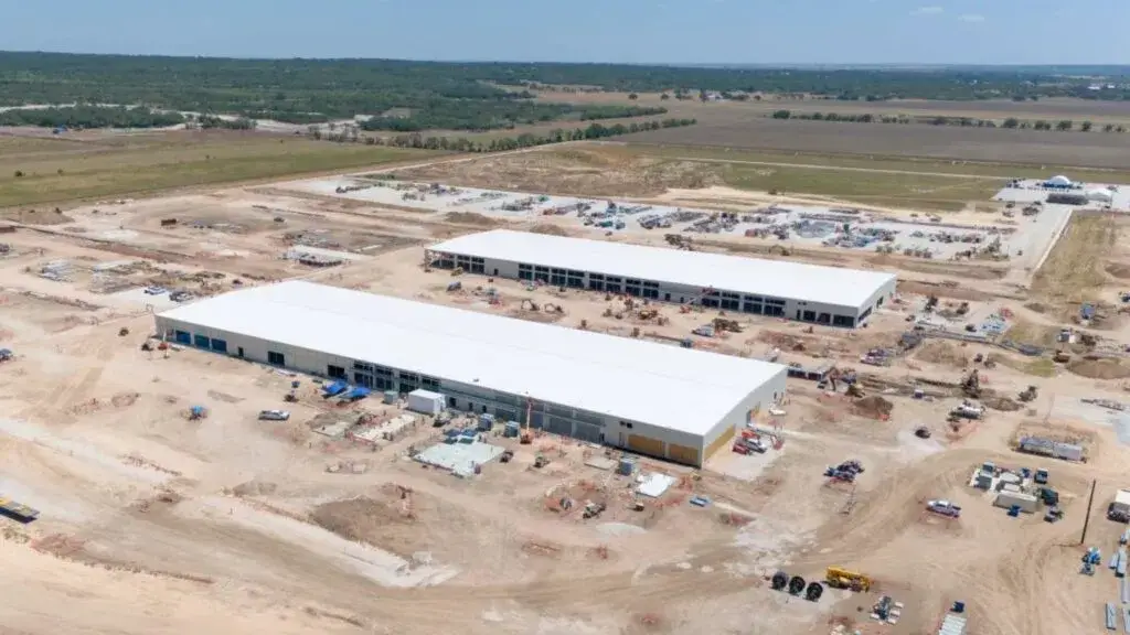 Centros de datos enfrentan nuevas reglas para conectarse a la red eléctrica de Texas
