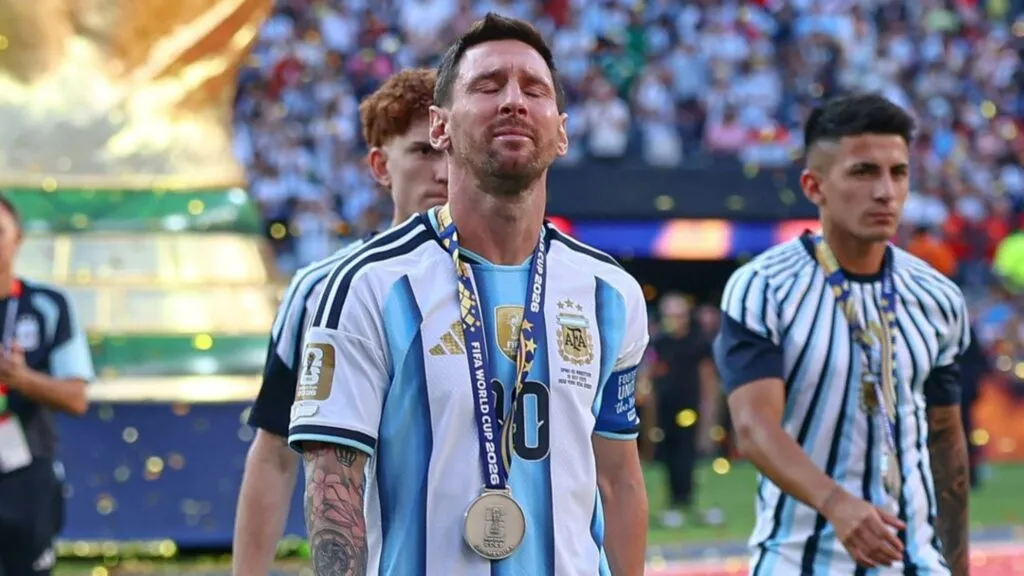 Messi anuncia su retiro de la selección argentina tras más de dos décadas