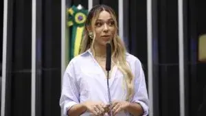 Erika Hilton consiguió 1.5 millones de votos y fue reelegida para la Cámara de Diputados de Brasil
